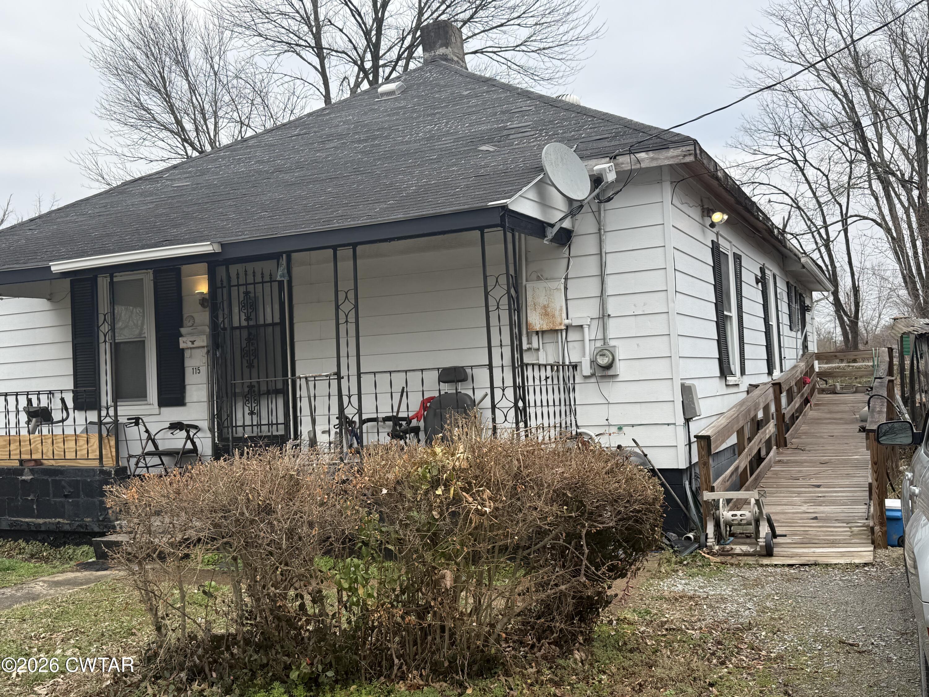 115 Mott Street South Fulton, TN 38257 - Photo 2 of 3 IMG_8828