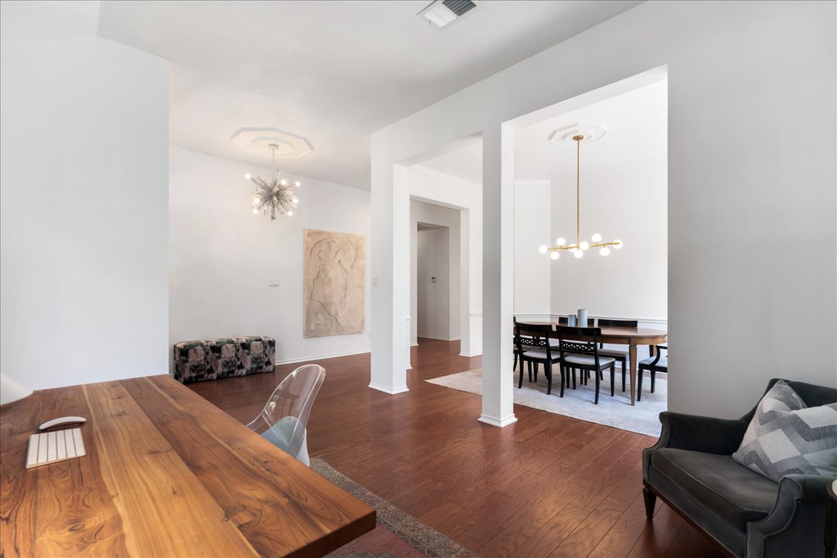 3745 Whitt Loop Austin, TX 78749 - Photo 6 of 40