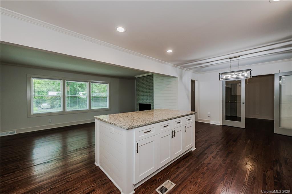 3408 Woodleaf Road Charlotte, NC 28205 - Photo 12 of 31 Gallery Image 12