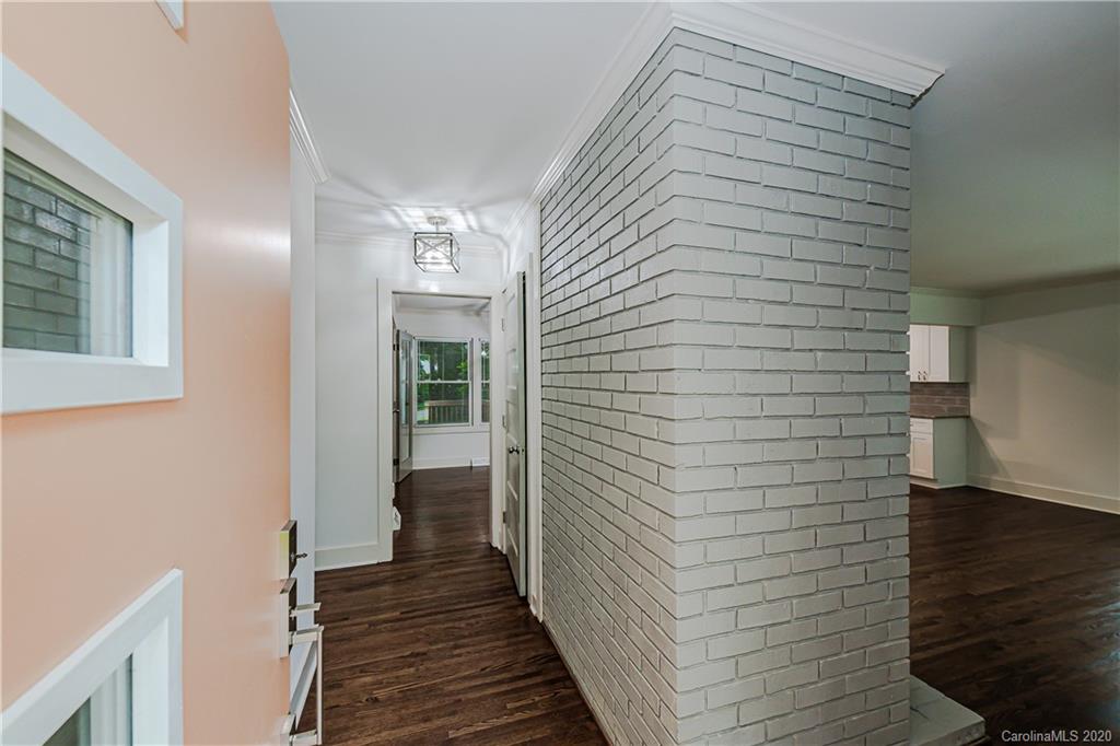 3408 Woodleaf Road Charlotte, NC 28205 - Photo 3 of 31 Gallery Image 3
