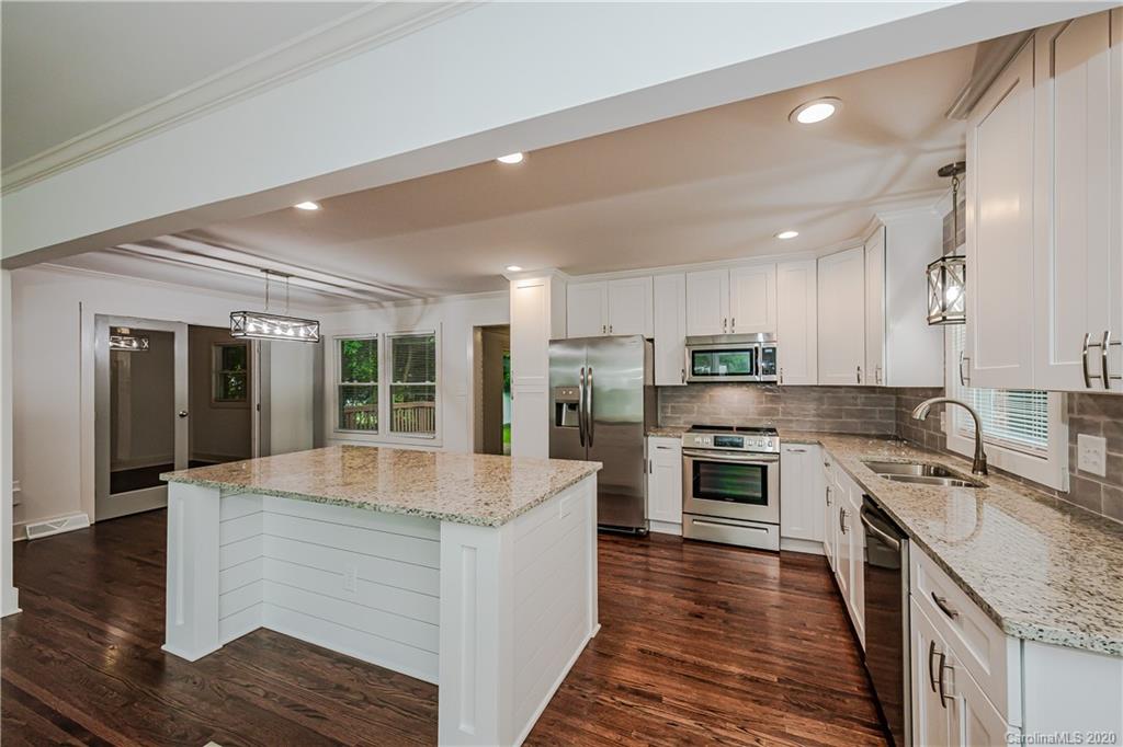 3408 Woodleaf Road Charlotte, NC 28205 - Photo 6 of 31 Gallery Image 6