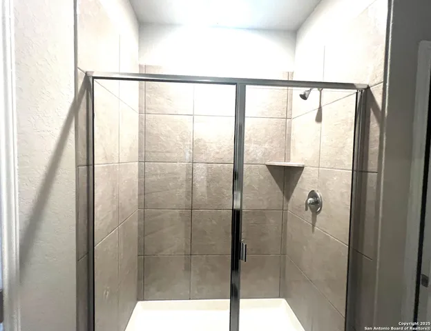 $1,600 | 7851 Abbey Place, San Antonio, TX 78218