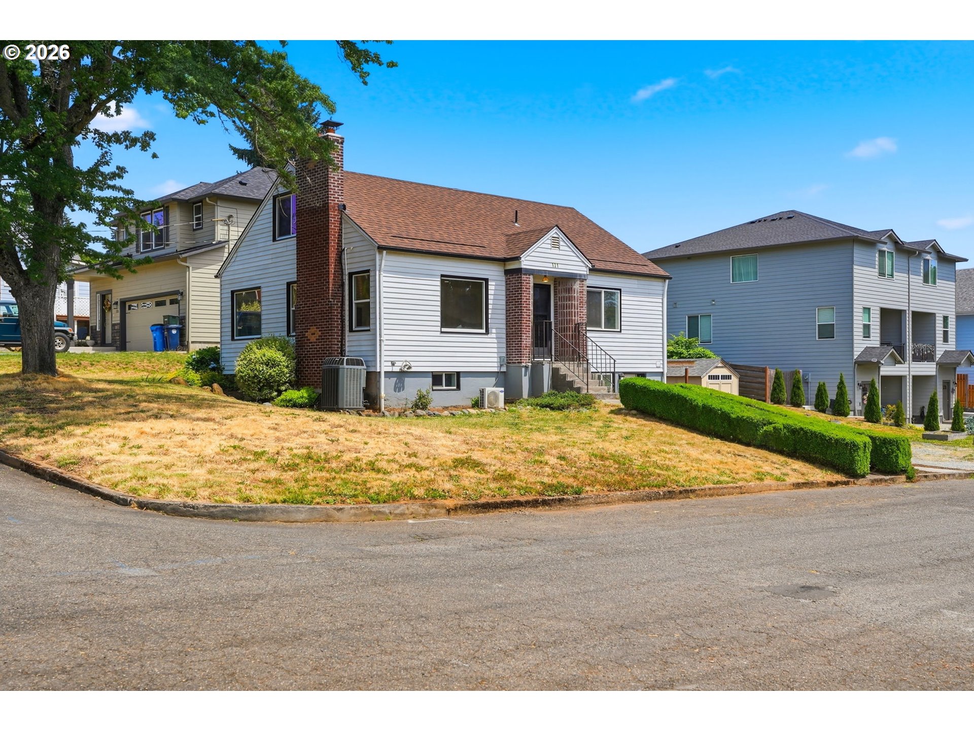 131 Northwest 11th Avenue Camas, WA 98607 - Photo 2 of 47