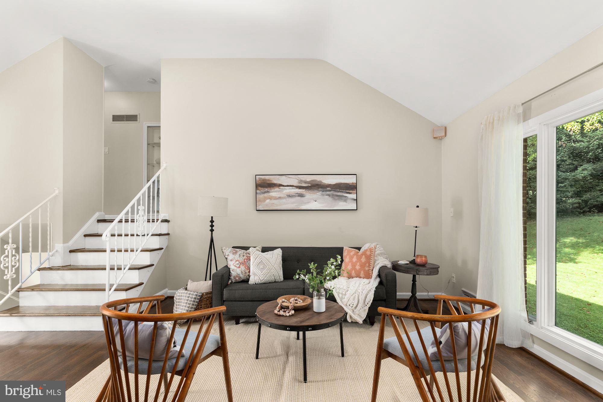 Main Level - Living Room