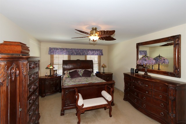 1411 Steeplechase Road Bartlett, IL 60103 - Photo 11 of 24