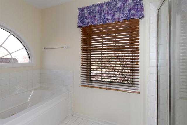 1411 Steeplechase Road Bartlett, IL 60103 - Photo 14 of 24