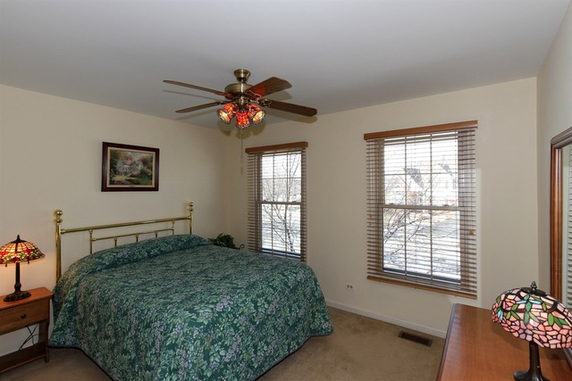 1411 Steeplechase Road Bartlett, IL 60103 - Photo 18 of 24