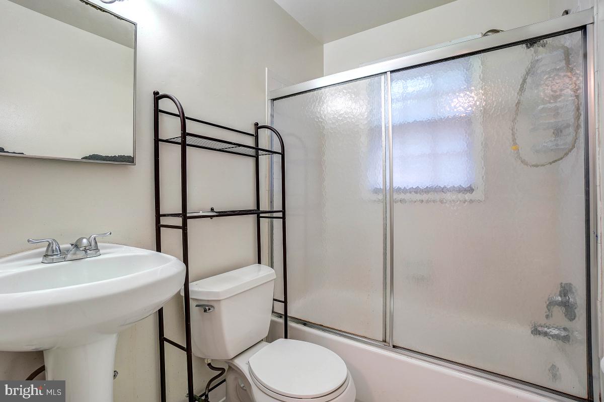 905 Fairland Road Silver Spring, MD 20904 - Photo 13 of 24