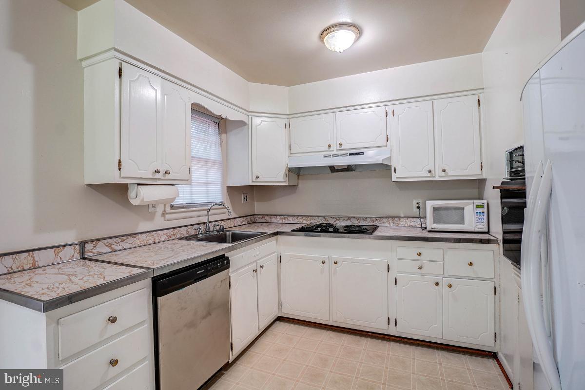 905 Fairland Road Silver Spring, MD 20904 - Photo 8 of 24