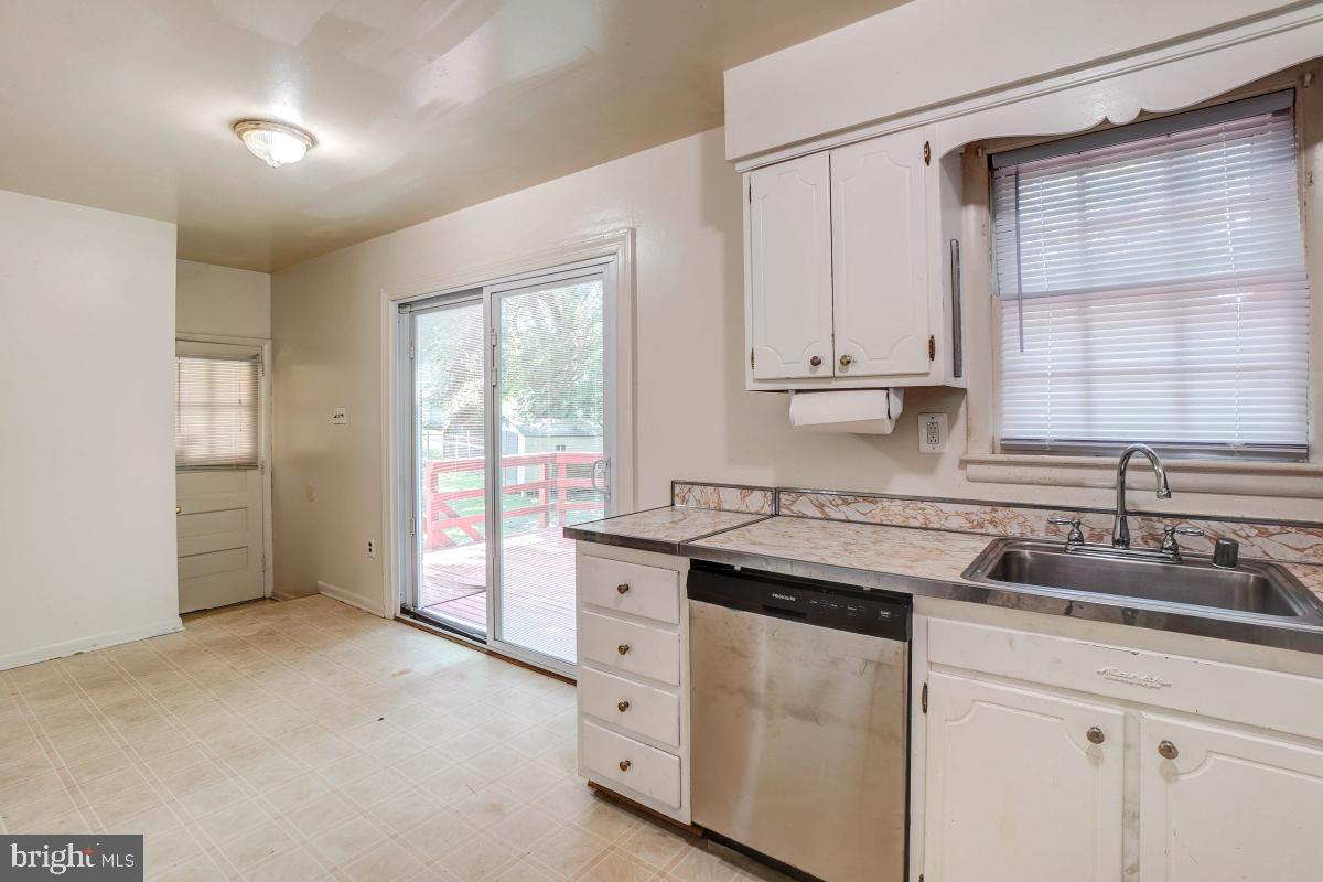 905 Fairland Road Silver Spring, MD 20904 - Photo 9 of 24