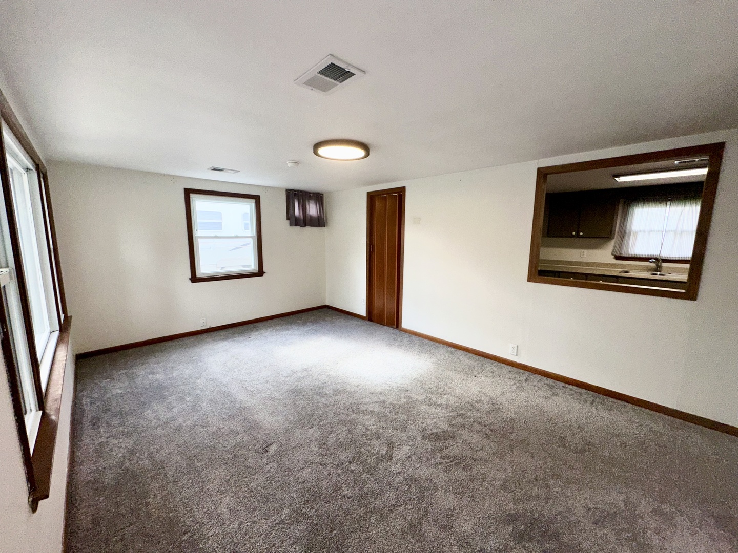 402 Trout Street Wilmington, IL 60481 - Photo 4 of 20