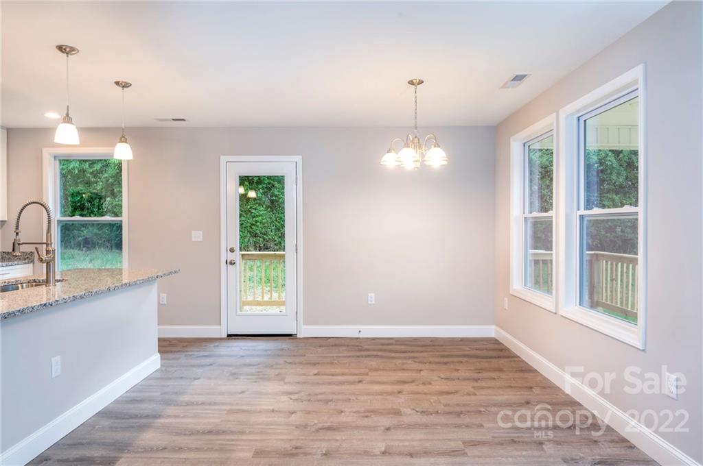 459 Deaverview Road Asheville, NC 28806 - Photo 9 of 21 Gallery Image 9