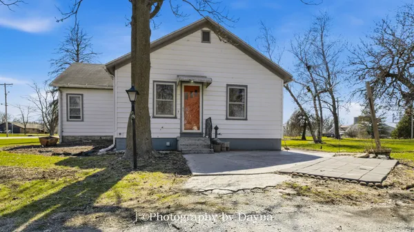 $129,000 | 209 East Lafayette Street, Ashkum, IL 60911
