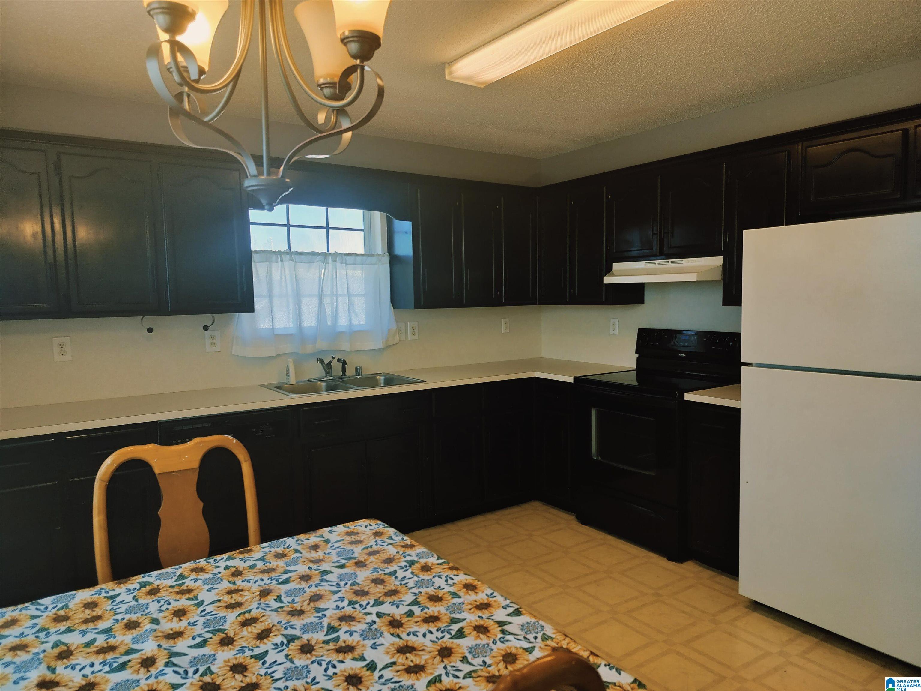 2181 Mahaffey Road Kimberly, AL 35091 - Photo 7 of 19