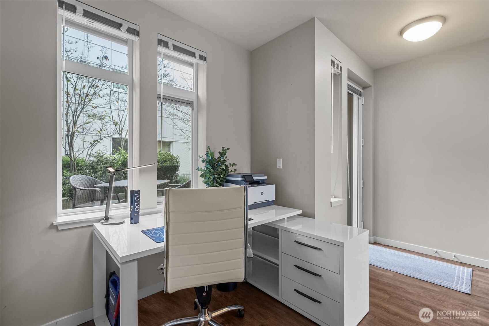 15100 6th Avenue Southwest, Unit 305 Burien, WA 98166 - Photo 18 of 40 a room with furniture and window