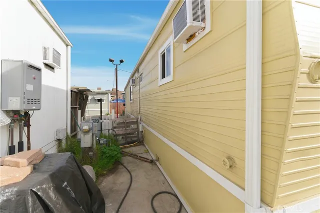 $70,000 | 6665 Long Beach Boulevard, Unit B23, Long Beach, CA 90805