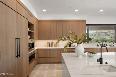 $8,445,000 | 4536 East Foothill Drive, Paradise Valley, AZ 85253