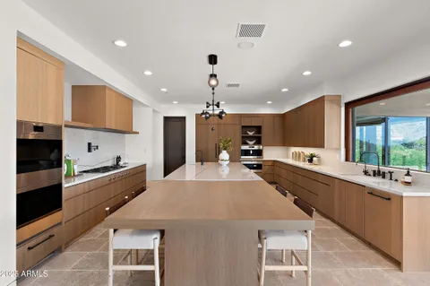 $8,445,000 | 4536 East Foothill Drive, Paradise Valley, AZ 85253