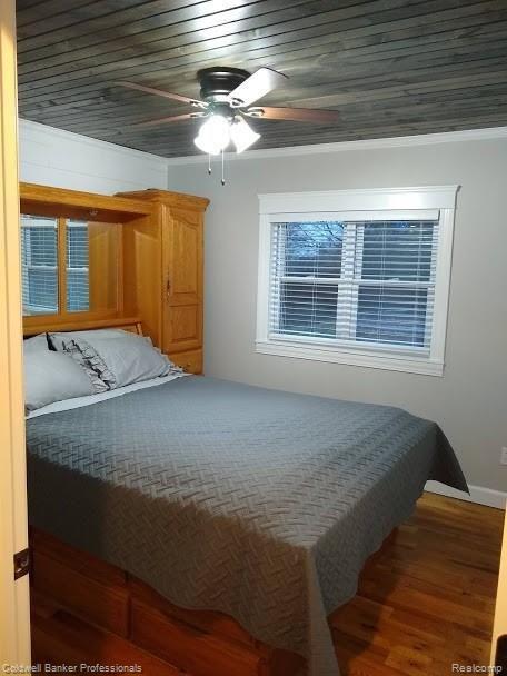 1918 North Branch Road North Branch, MI 48461 - Photo 19 of 26 master bedroom