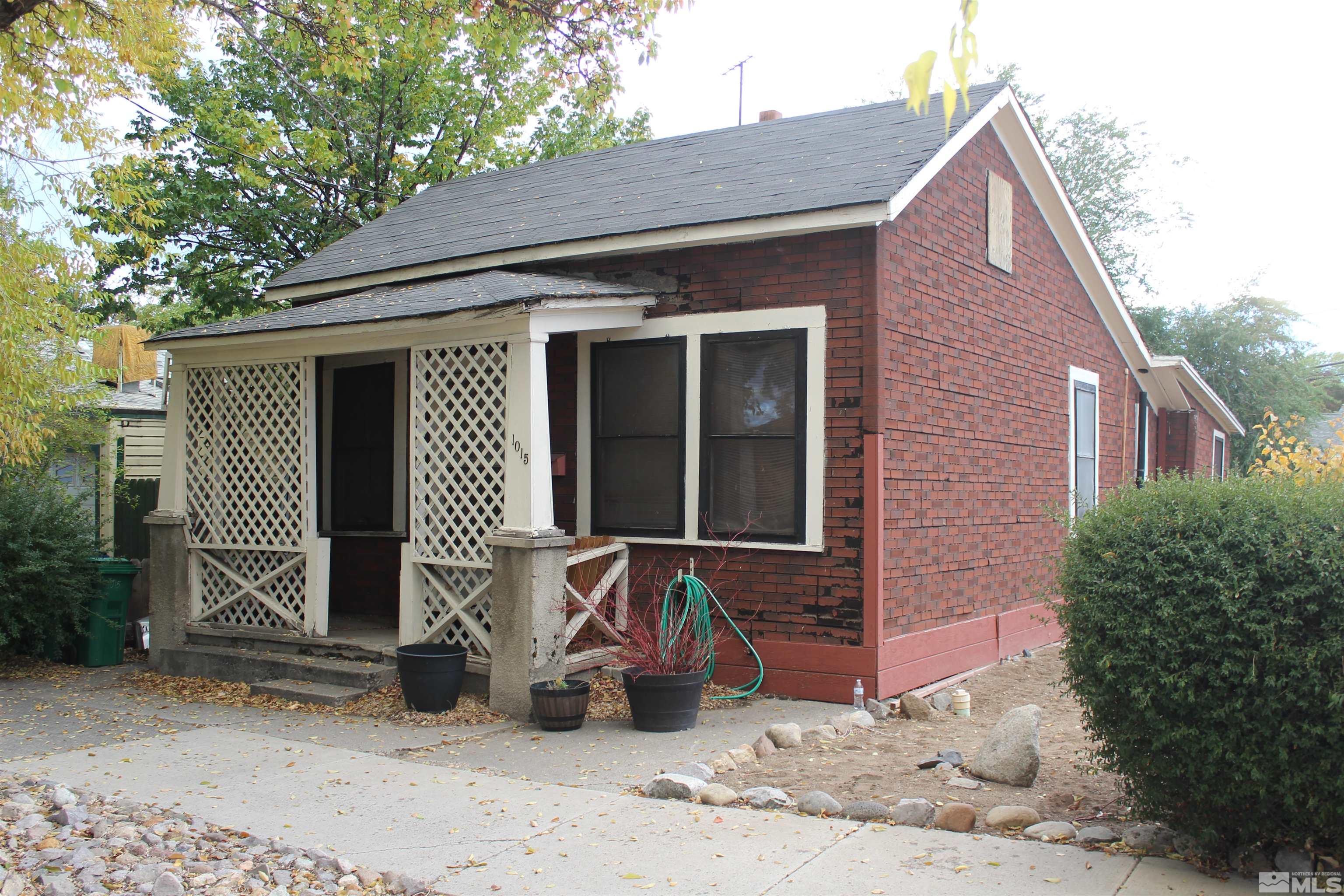 1015 Washington Street Reno, NV 89503 - Photo 1 of 24 Photo 1