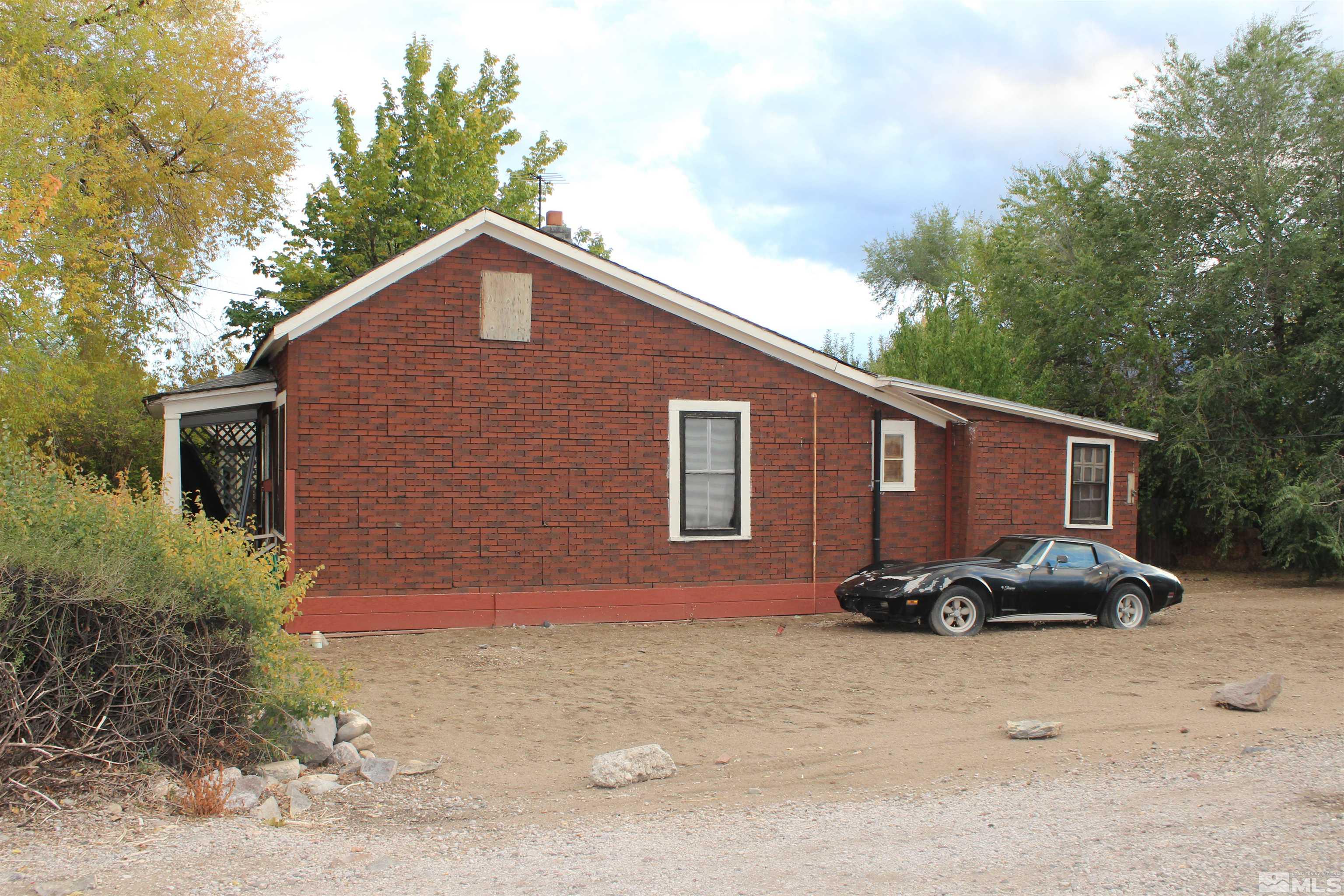 1015 Washington Street Reno, NV 89503 - Photo 3 of 24 Photo 3
