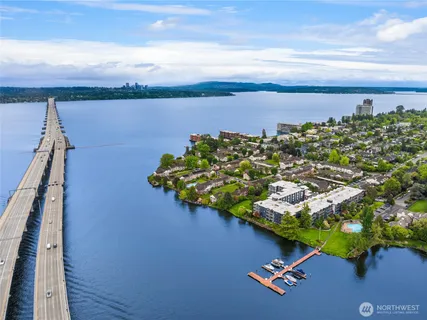 $498,000 | 2501 Canterbury Lane East, Unit 319, Seattle, WA 98112
