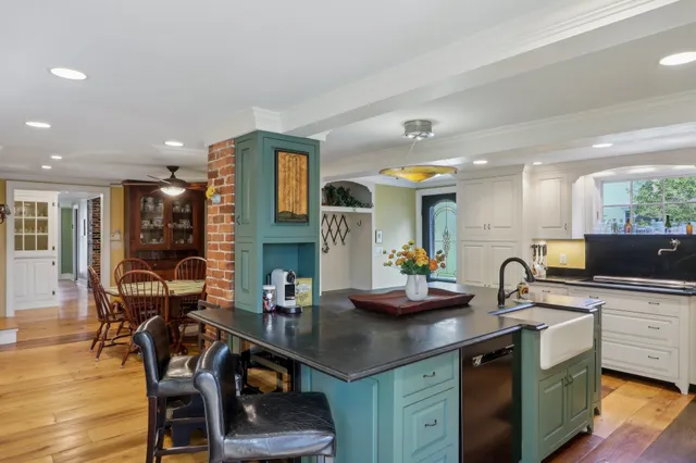 $734,900 | 5 Nesmith Street, Derry, NH 03038