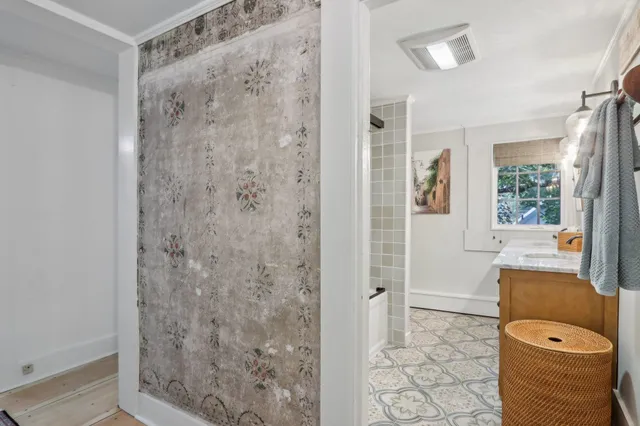 $734,900 | 5 Nesmith Street, Derry, NH 03038