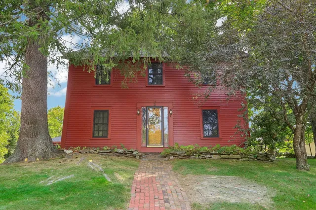 $734,900 | 5 Nesmith Street, Derry, NH 03038