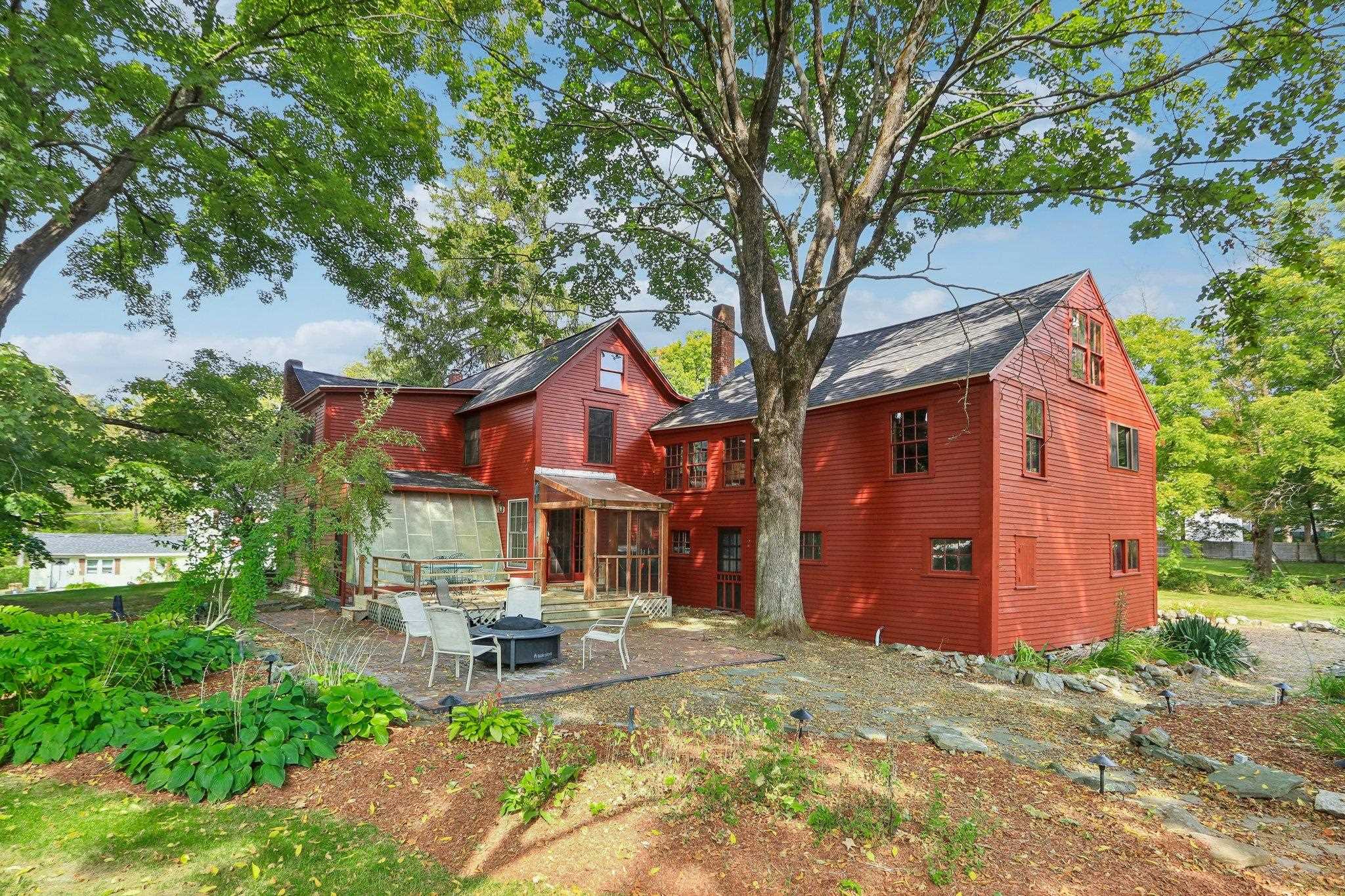 5 Nesmith Street Derry, NH 03038 - Photo 26 of 30