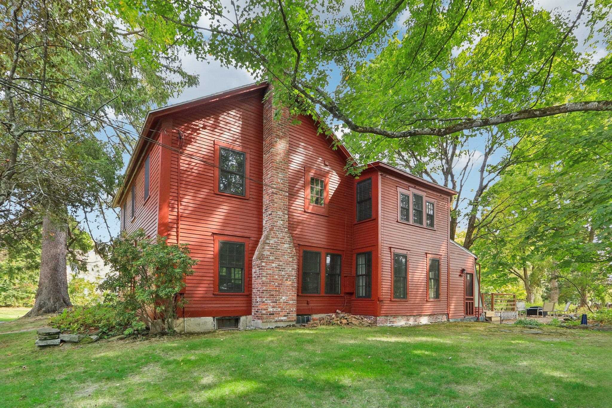 5 Nesmith Street Derry, NH 03038 - Photo 27 of 30