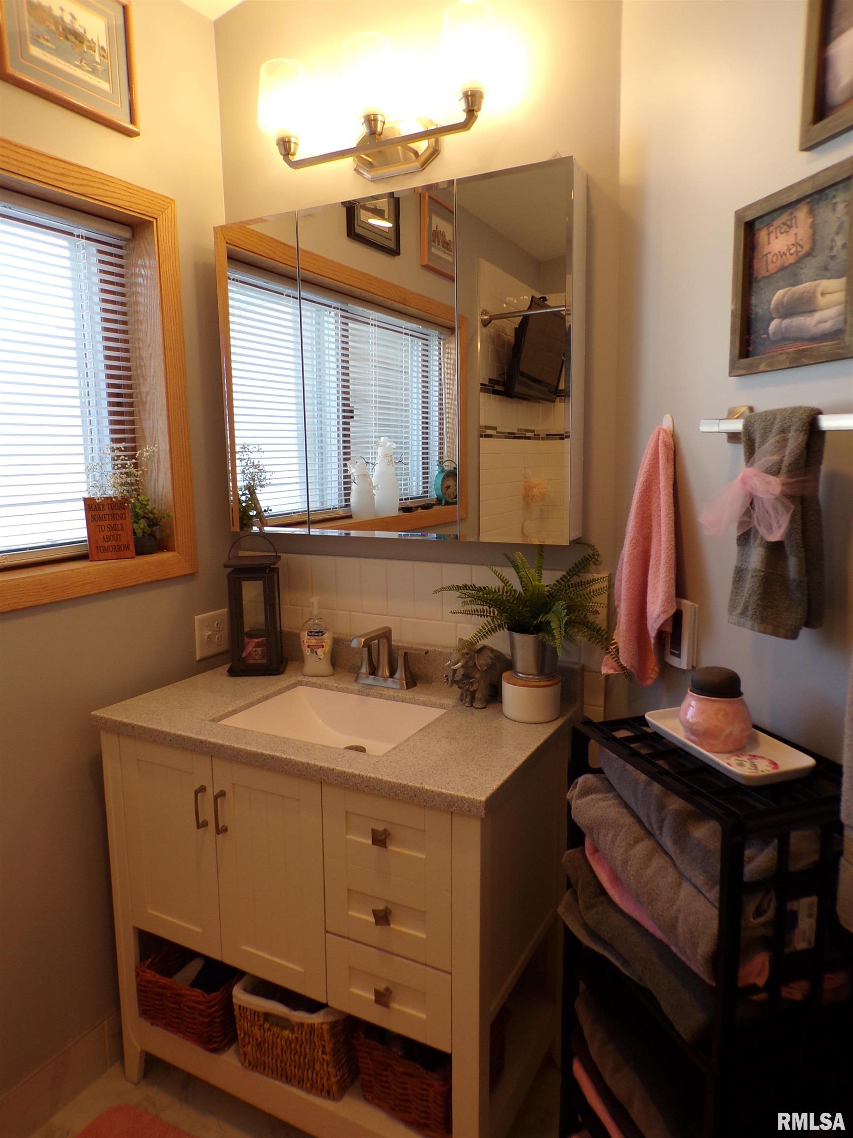 36 Forest View Road Dahinda, IL 61428 - Photo 19 of 36