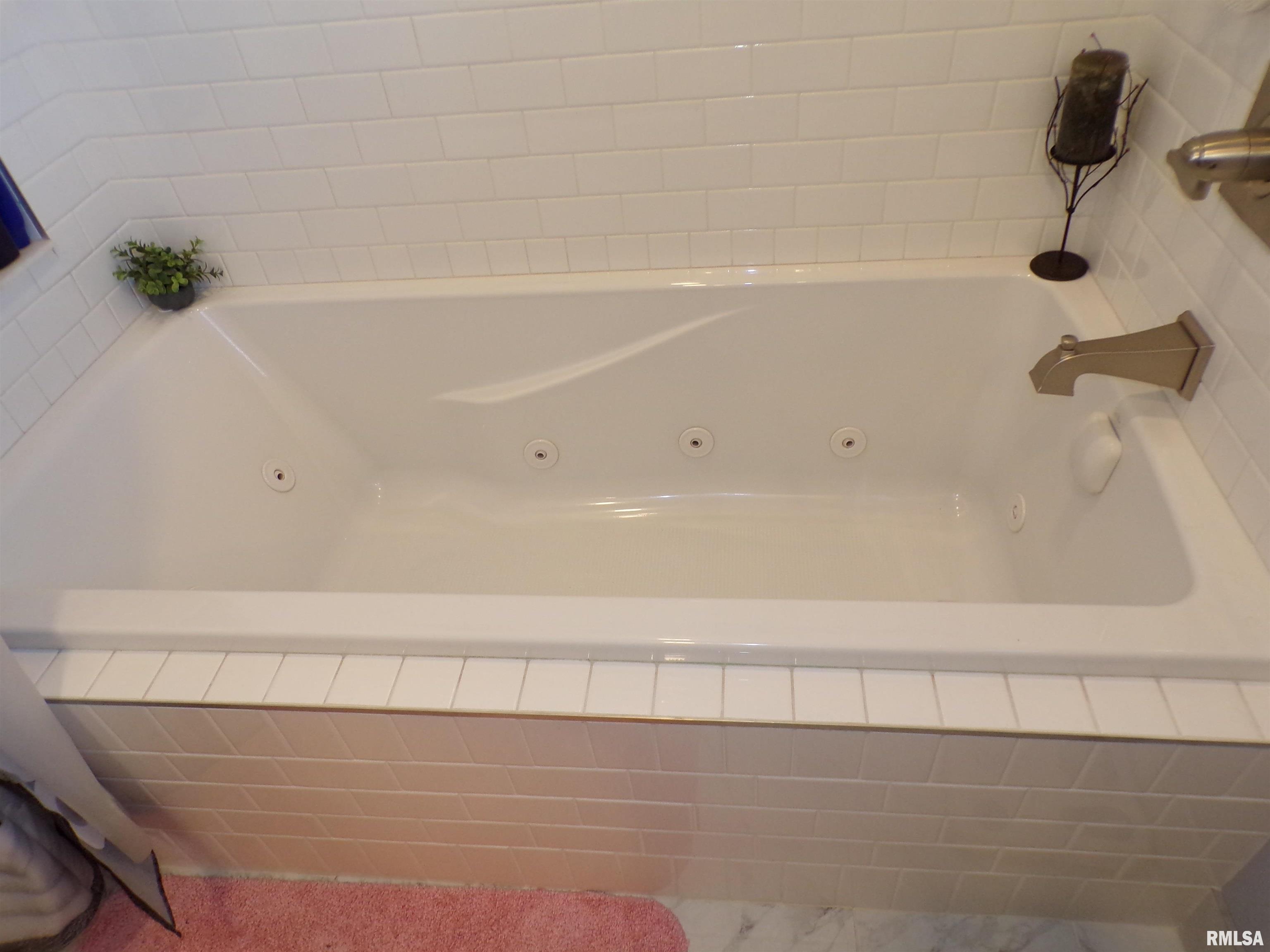 36 Forest View Road Dahinda, IL 61428 - Photo 21 of 36