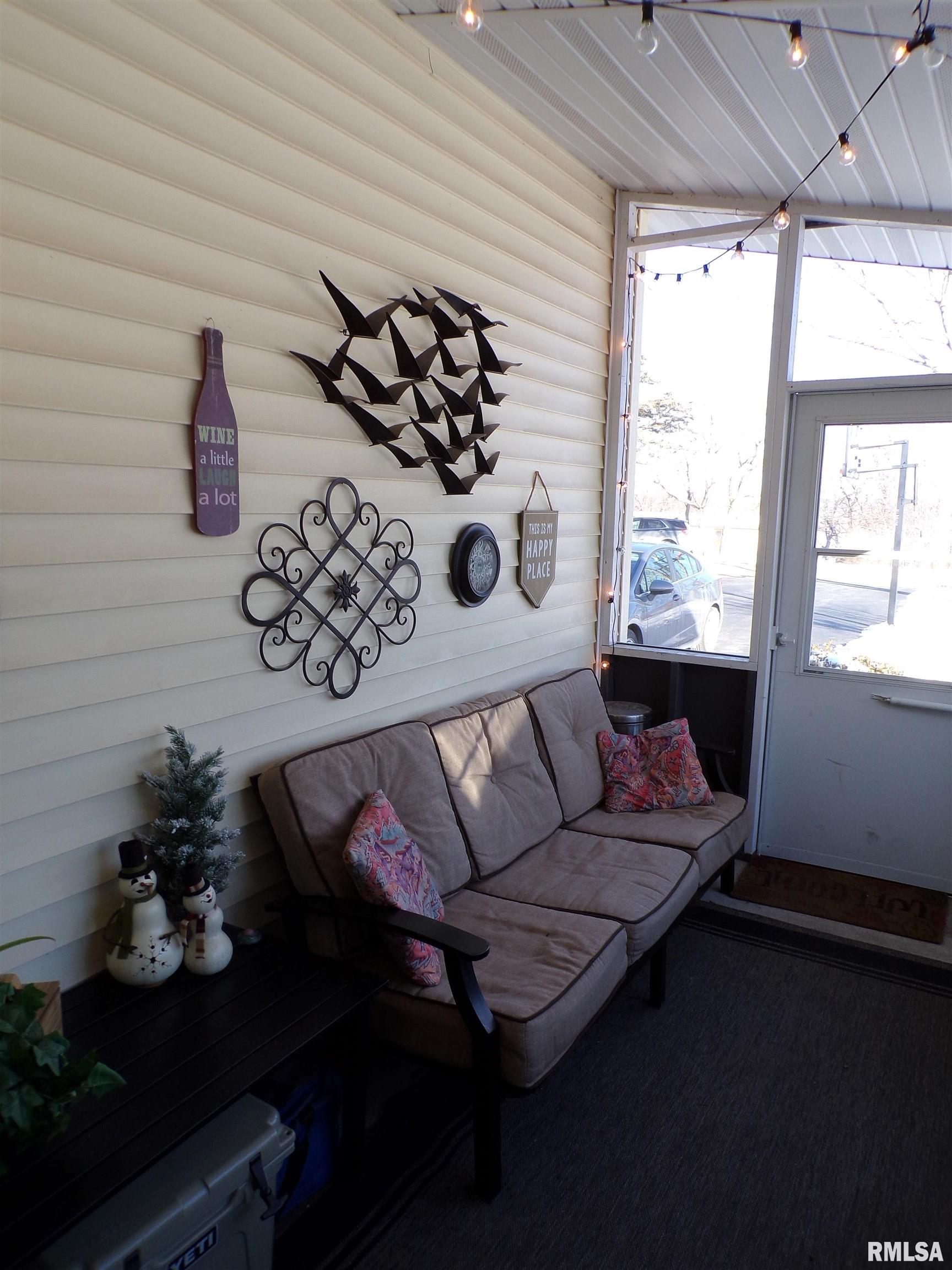 36 Forest View Road Dahinda, IL 61428 - Photo 4 of 36