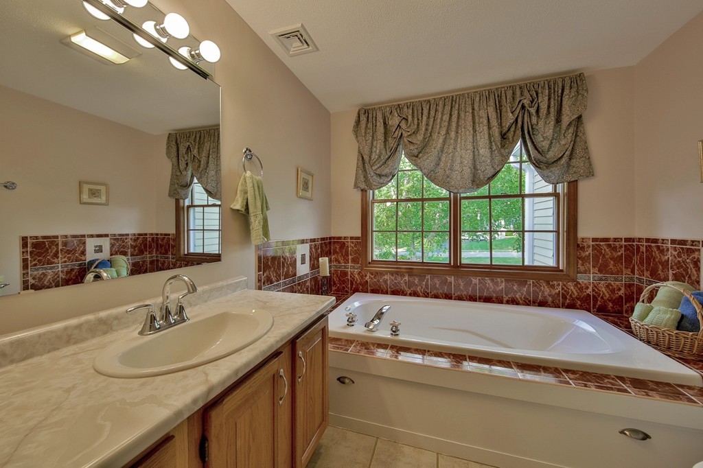 77 Wilson Pond Road Rowley, MA 01969 - Photo 17 of 27
