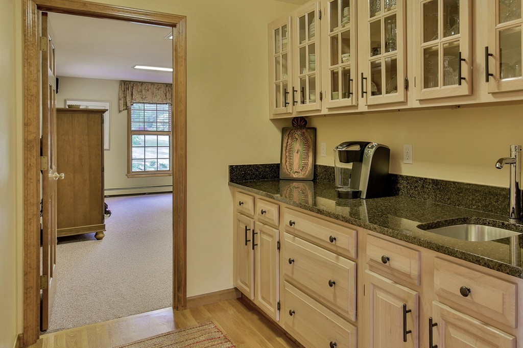 77 Wilson Pond Road Rowley, MA 01969 - Photo 5 of 27
