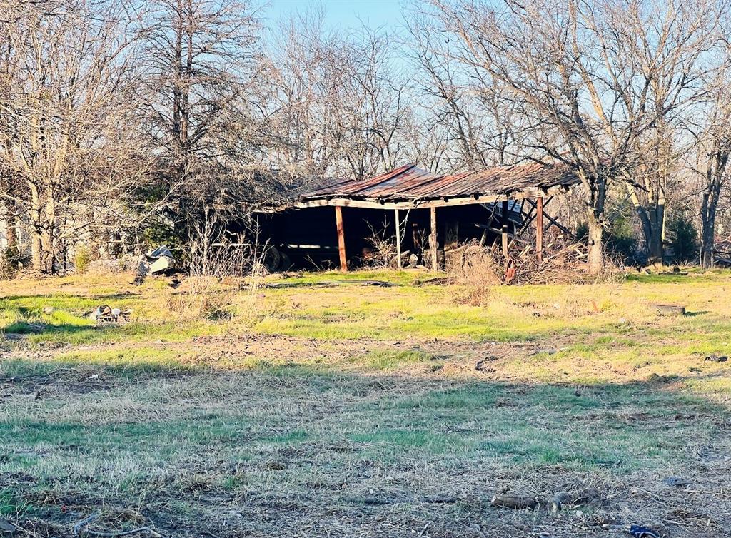 1325 County Road 319 Terrell, TX 75161 - Photo 28 of 32 OLD BARN IN BACK YARD