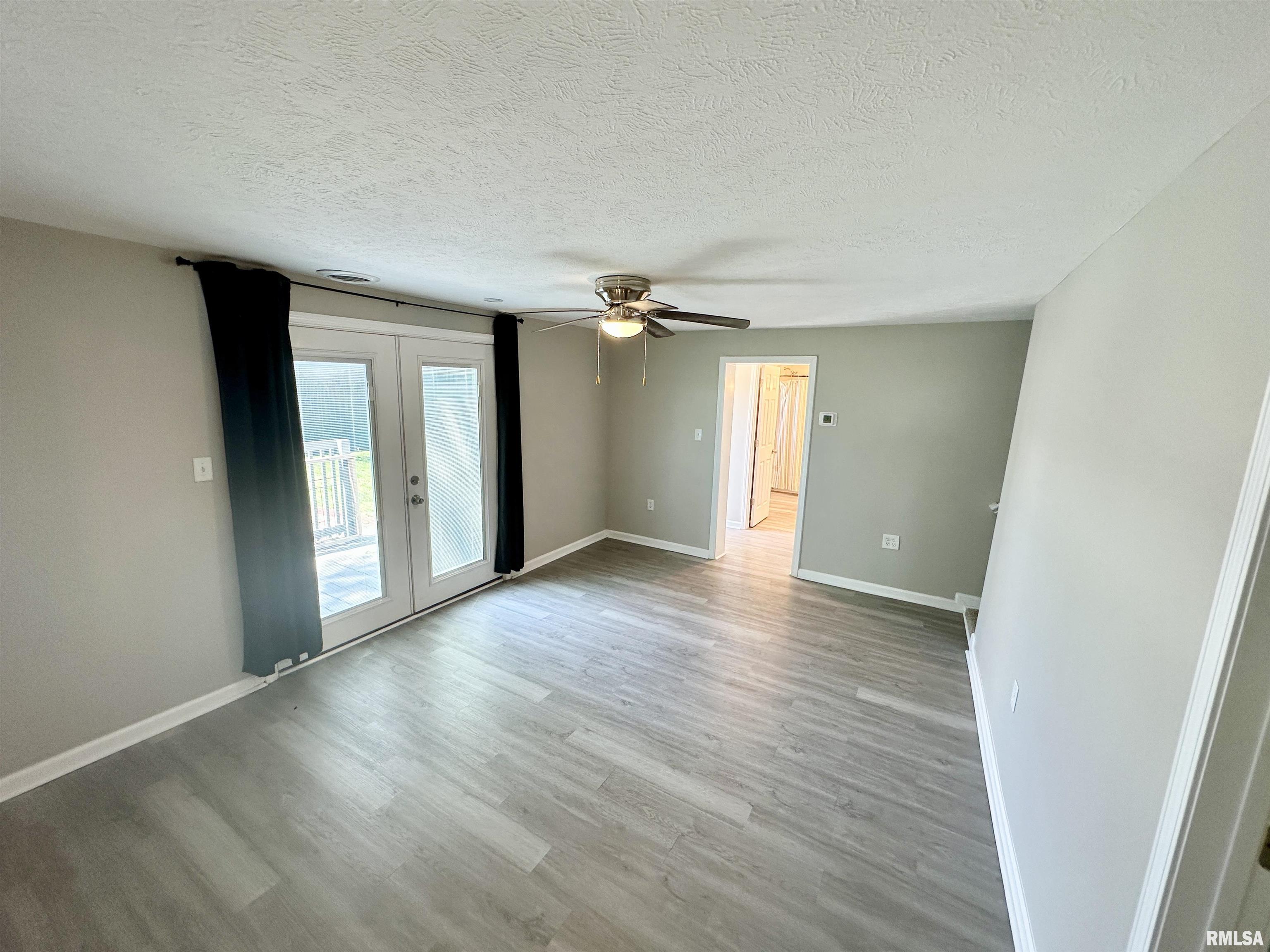 1311 McGlasson Road Jacksonville, IL 62650 - Photo 16 of 38