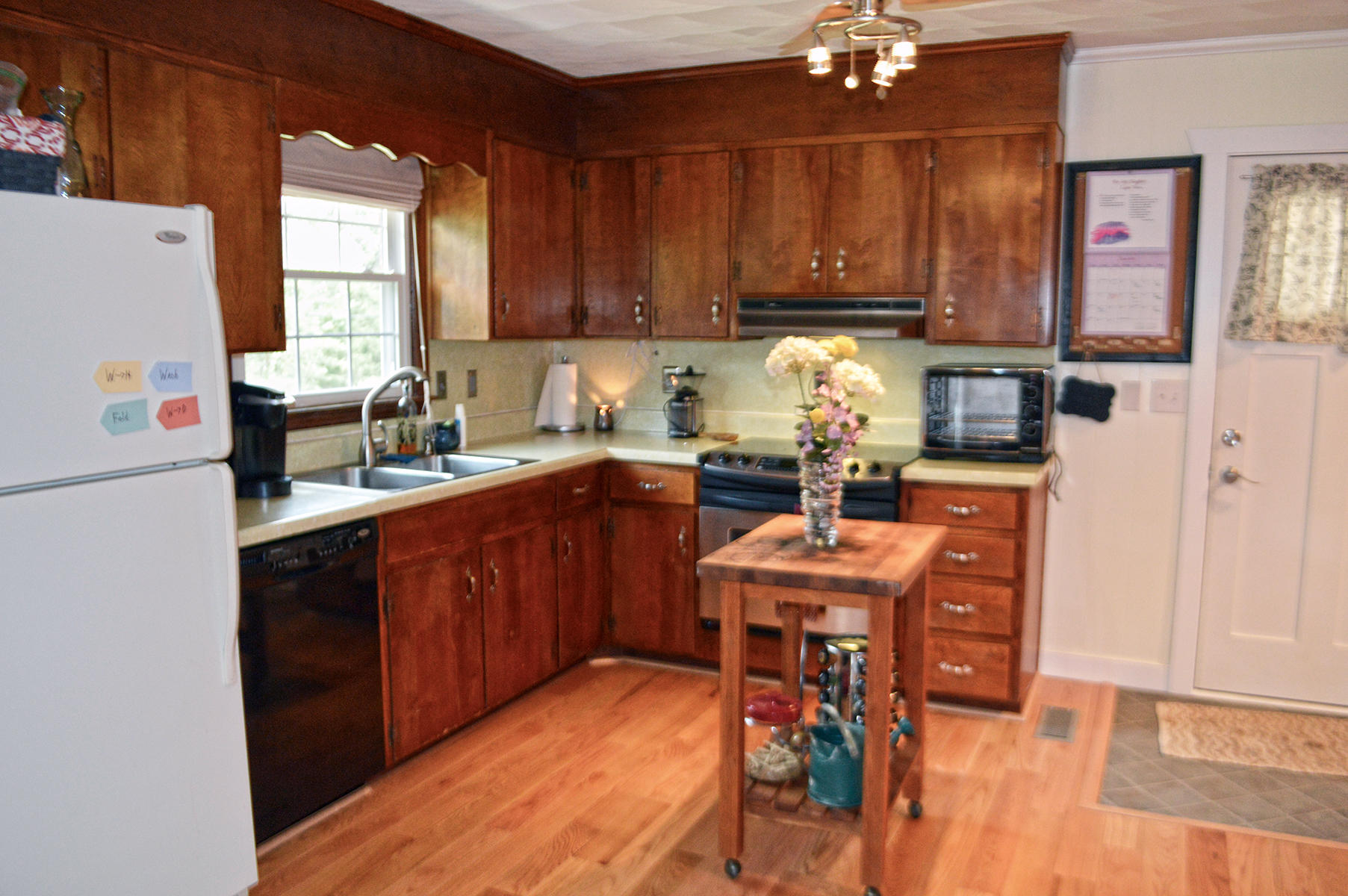1821 Garlick Road Elliston, VA 24087 - Photo 12 of 23 e_Kitchen 3