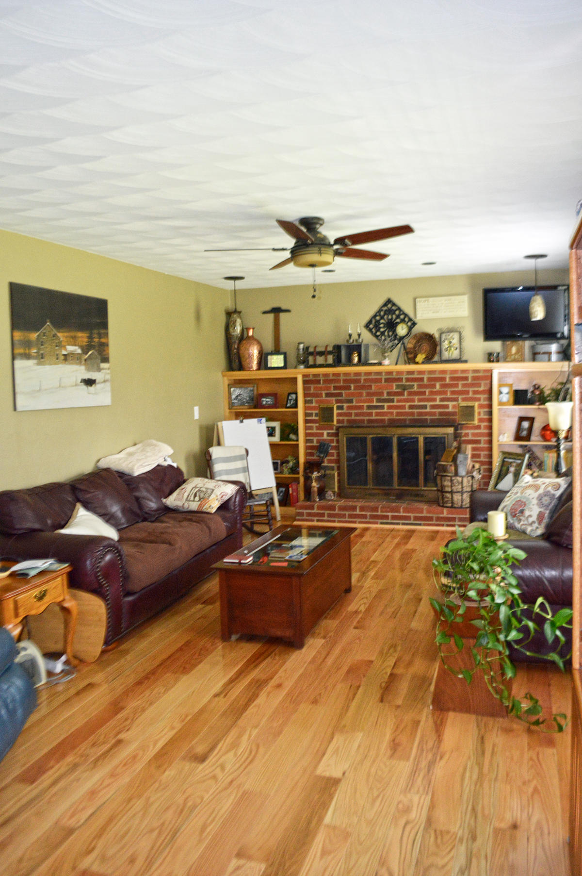 1821 Garlick Road Elliston, VA 24087 - Photo 8 of 23 d_Living Room 1