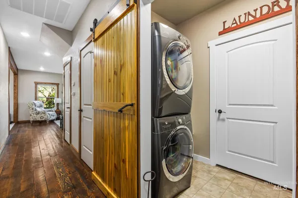 $899,900 | 2140 Valley View Drive, Weiser, ID 83672