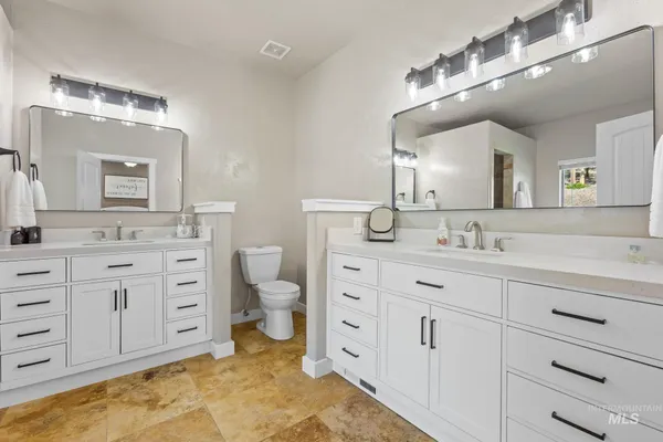 $899,900 | 2140 Valley View Drive, Weiser, ID 83672