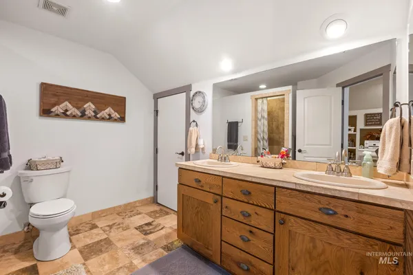 $899,900 | 2140 Valley View Drive, Weiser, ID 83672