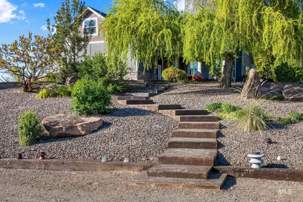 $899,900 | 2140 Valley View Drive, Weiser, ID 83672