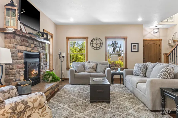 $899,900 | 2140 Valley View Drive, Weiser, ID 83672