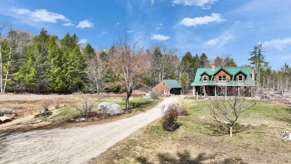 $599,000 | 41 Lee Farm Road, Hancock, NH 03449