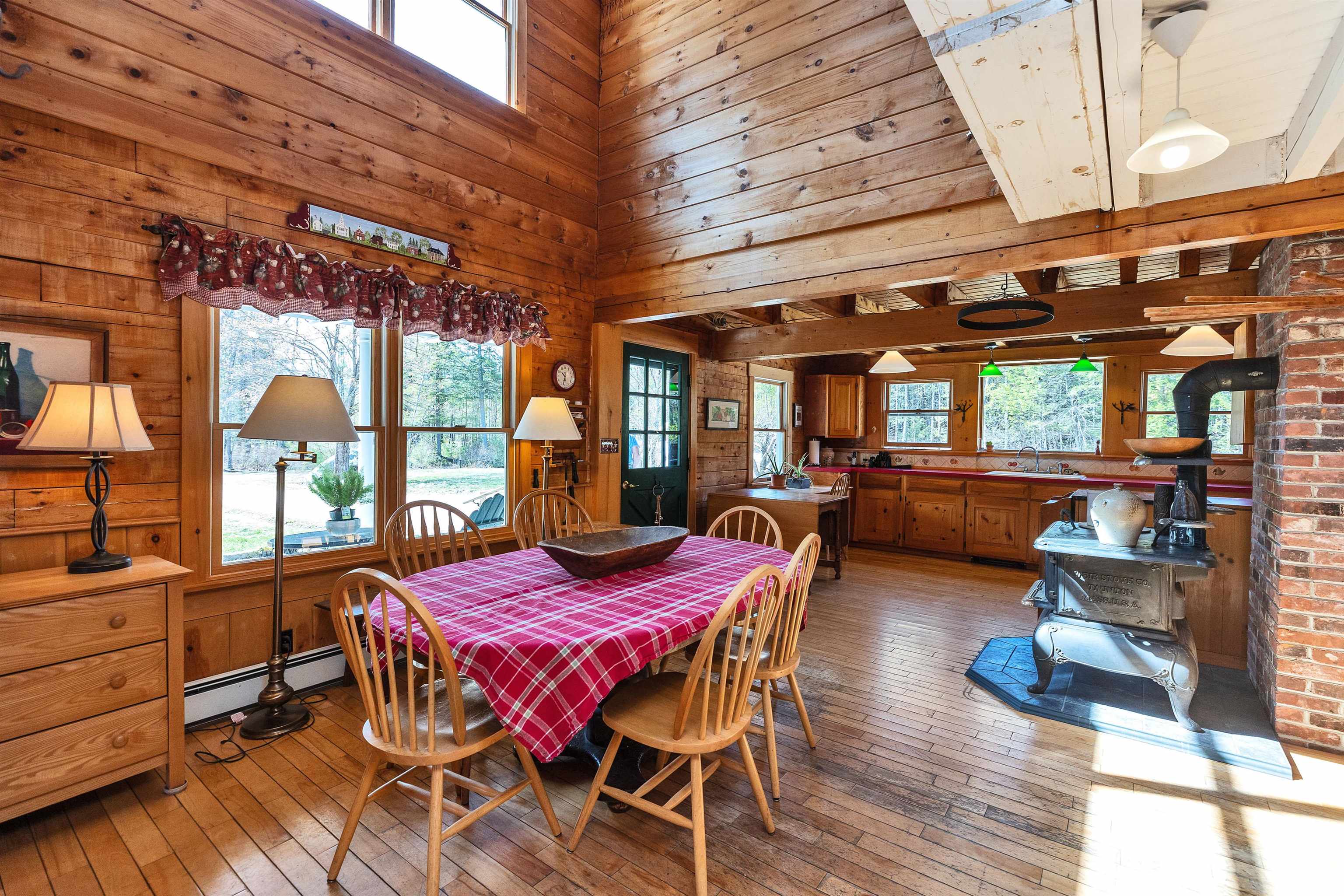 41 Lee Farm Road Hancock, NH 03449 - Photo 14 of 40