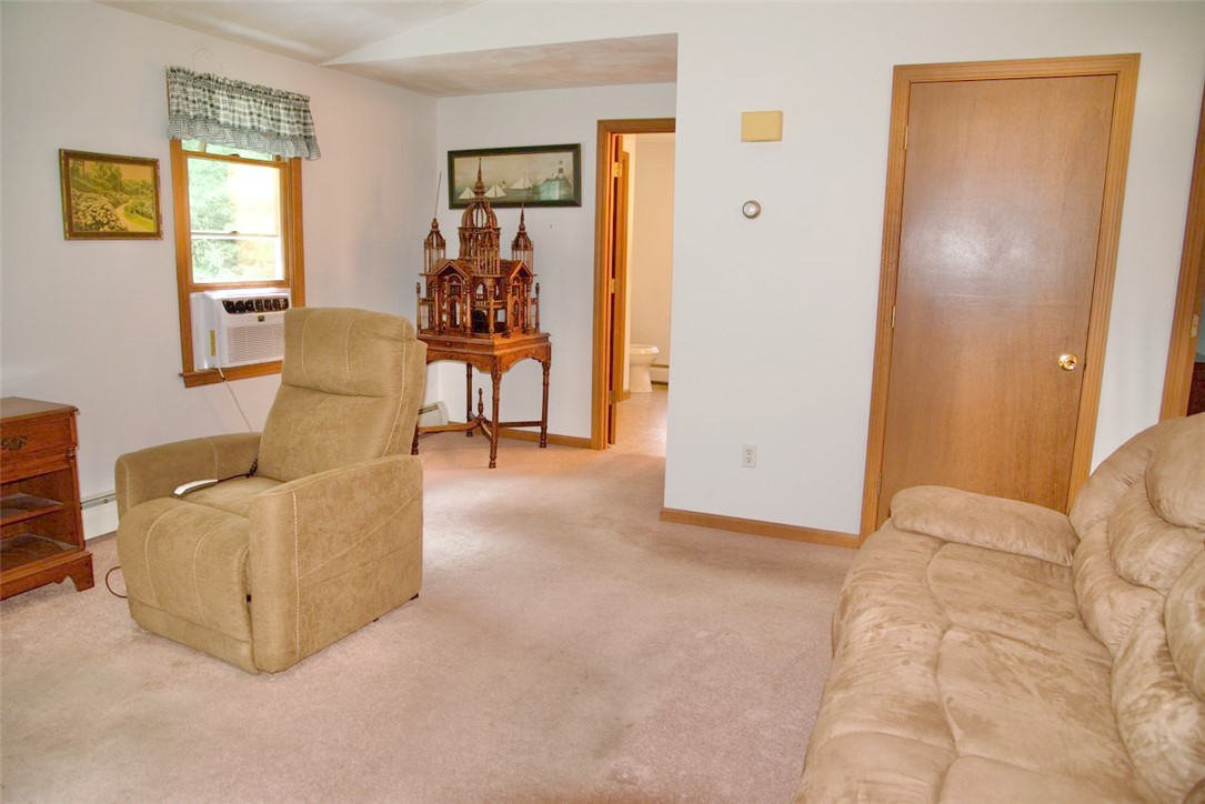 52 Hope Furnace Road Coventry, RI 02816 - Photo 8 of 21