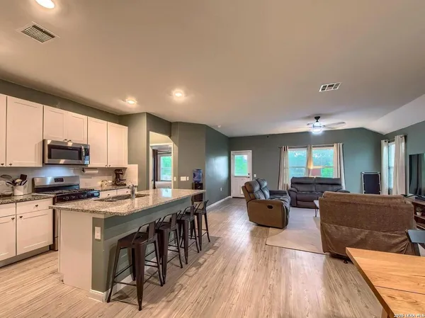 $2,000 | 6231 Belinda Way, San Antonio, TX 78222