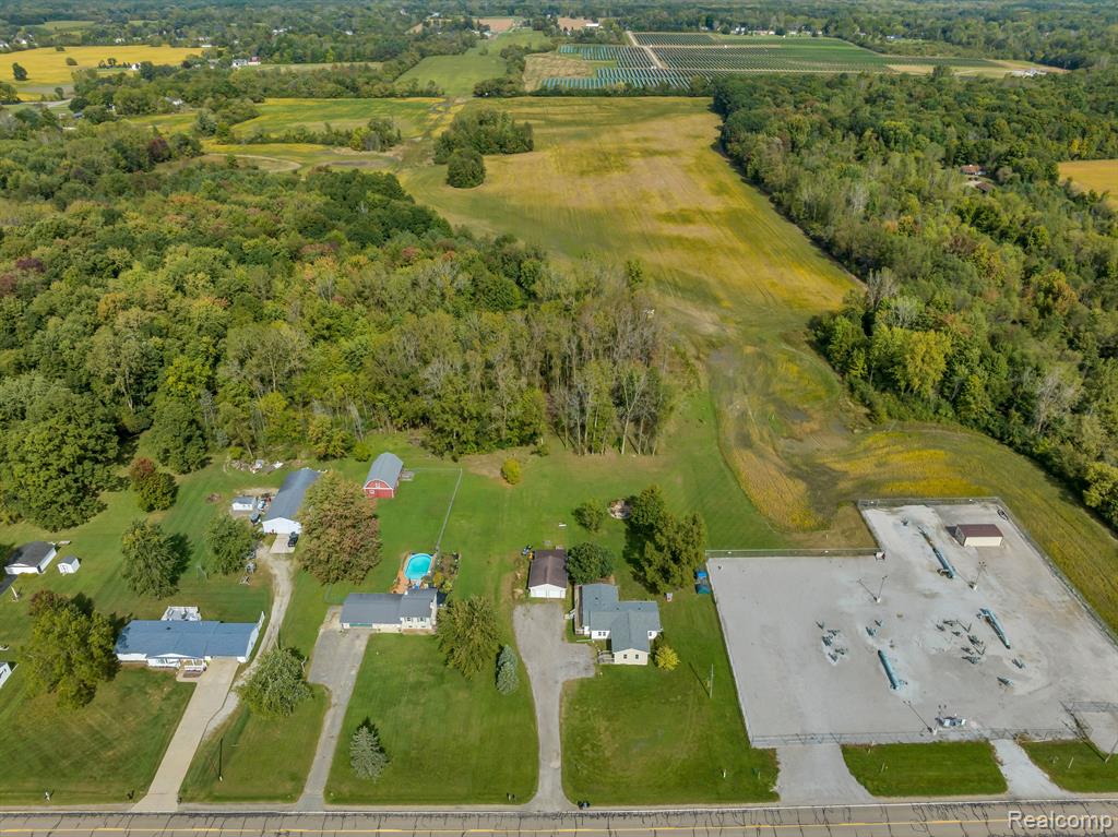 7167 East Carpenter Road Davison, MI 48423 - Photo 35 of 38